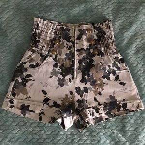 White/floral high top shorts